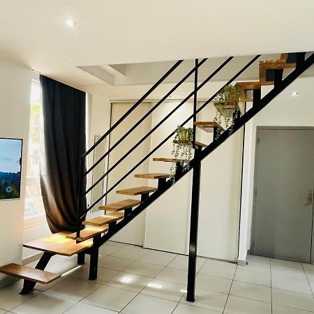 Superbe Duplex Design Neuf 2 Chambres, Climatise Tout Confort, Facile D,Acces Stationnement Gratuit Marsella Exterior foto