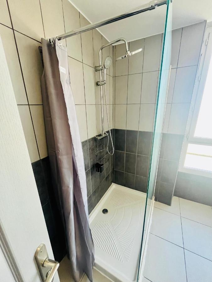 Superbe Duplex Design Neuf 2 Chambres, Climatise Tout Confort, Facile D,Acces Stationnement Gratuit Marsella Exterior foto