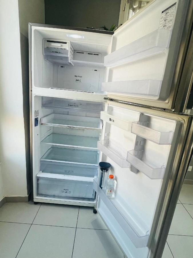 Superbe Duplex Design Neuf 2 Chambres, Climatise Tout Confort, Facile D,Acces Stationnement Gratuit Marsella Exterior foto